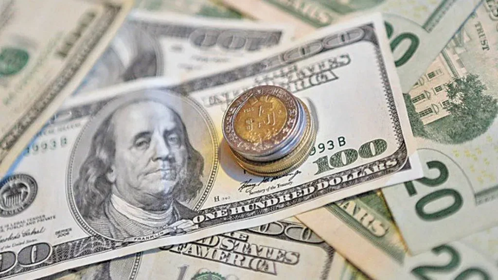 Peso se deprecia 1.50% tras anuncio del Banco de México