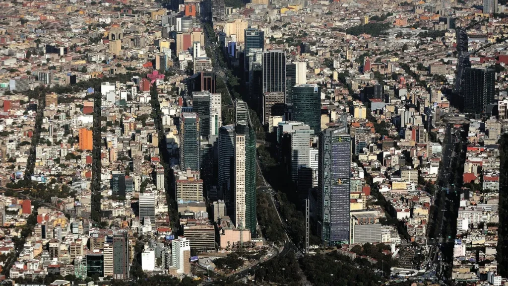 IMEF ve una expansión del PIB de México de 2.1% en el 2024
