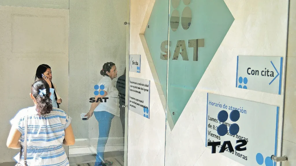 El SAT no cerrará sus puertas en diciembre; atenderá en el periodo vacacional