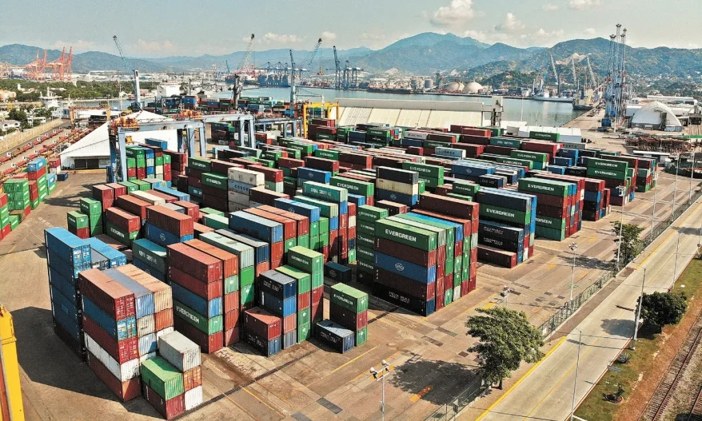 México fue el mayor exportador a EU en 2023 tras 16 años de dominio de China