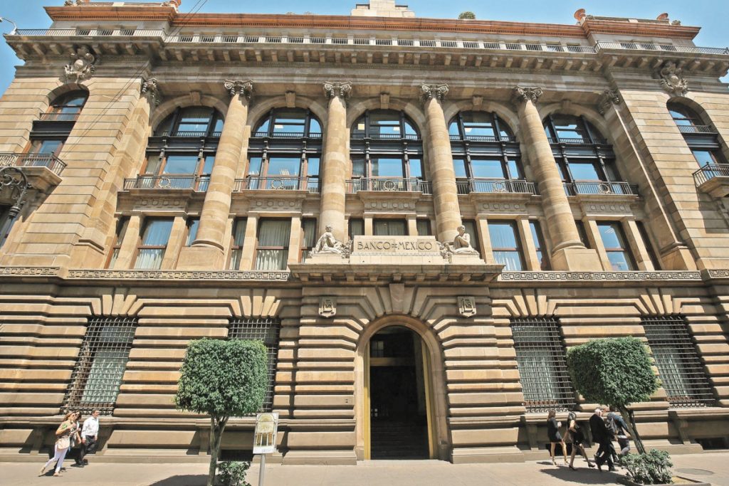Banxico reporta pérdidas por 440,016 millones de pesos en 2023