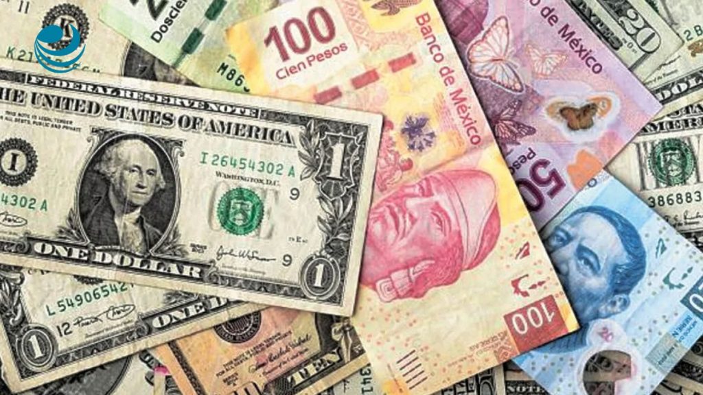 Peso mexicano pierde terreno por fortaleza del dólar