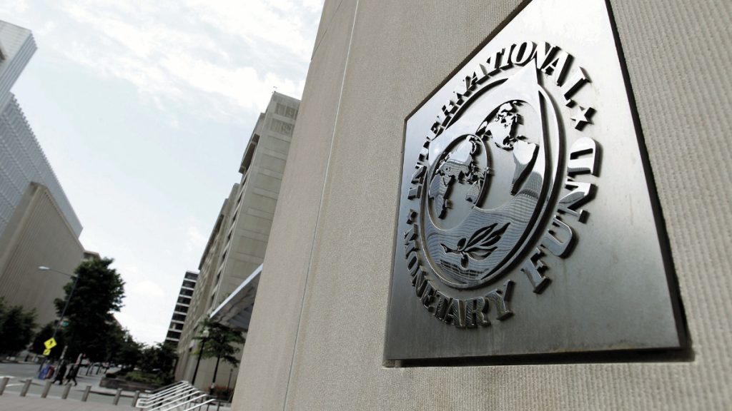 Economía mundial estable, con lenta desinflación: FMI