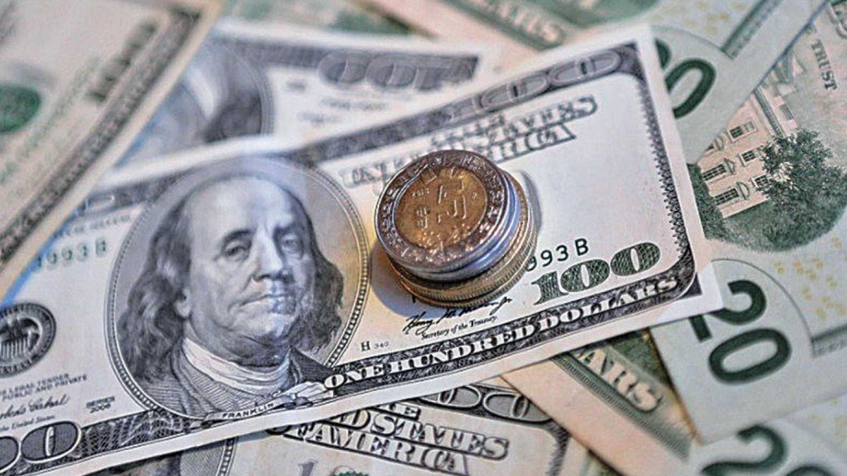 Precio del dólar hoy 17 de julio de 2024: Peso opera con pérdidas
