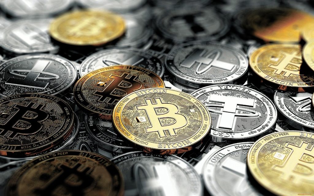 Plataformas de criptomonedas mantienen la confianza en los activos digitales pese a caída