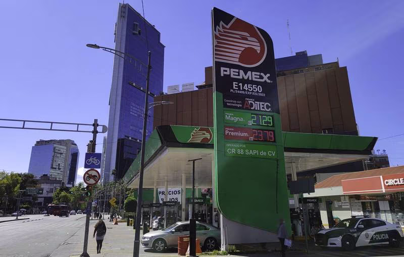 Por segunda semana, Hacienda reduce estímulos fiscales a las gasolinas: ¿En cuánto queda el litro?