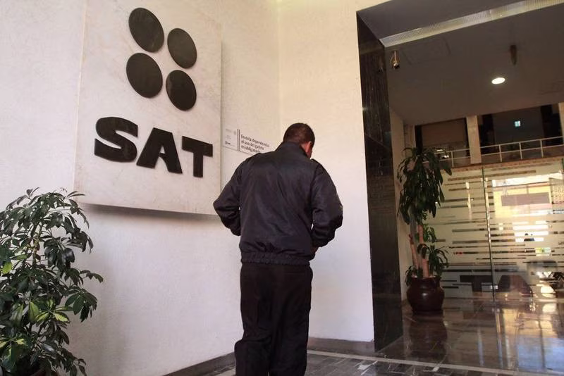 ¡Que nadie te la niegue! SAT advierte que no es necesario el CFDI para emitir facturas