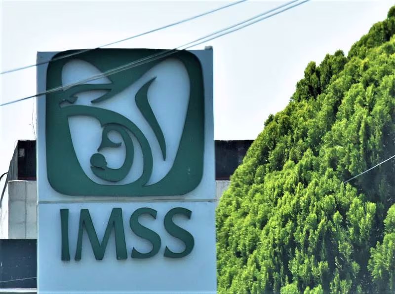 Podrán pagar cuotas al IMSS hasta con casas, terrenos, departamentos…
